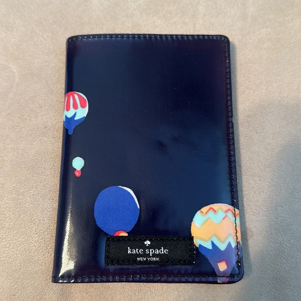 Kate Spade Daycation Hot Air Balloon Party Patent Passport Holder